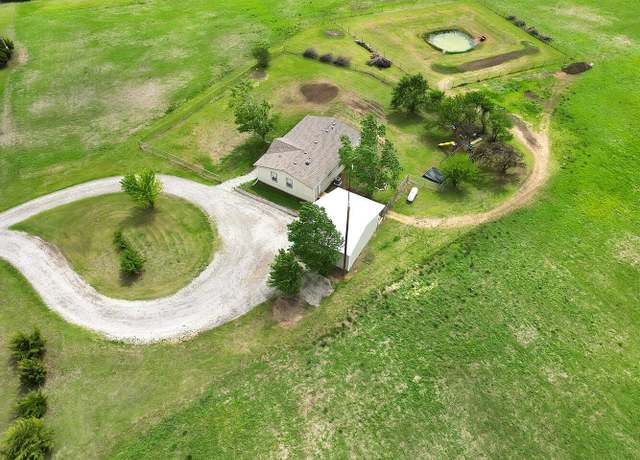 Property at 807 W Fox Brier Rd, Rose Hill, KS 67133, 3 beds, 2 baths