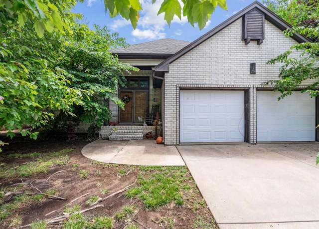 Property at 9707 W Jamesburg St, Wichita, KS 67212, 4 beds, 3.5 baths