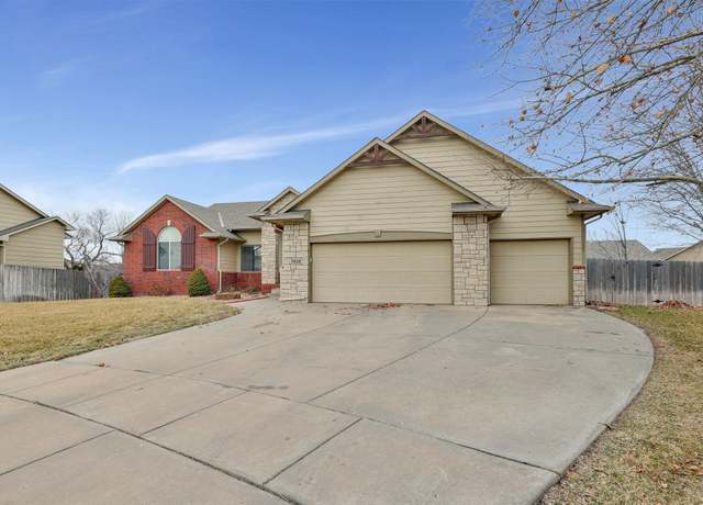 Property at 3818 N Lake Ridge Ct, Wichita, KS 67205, 4 beds, 3 baths