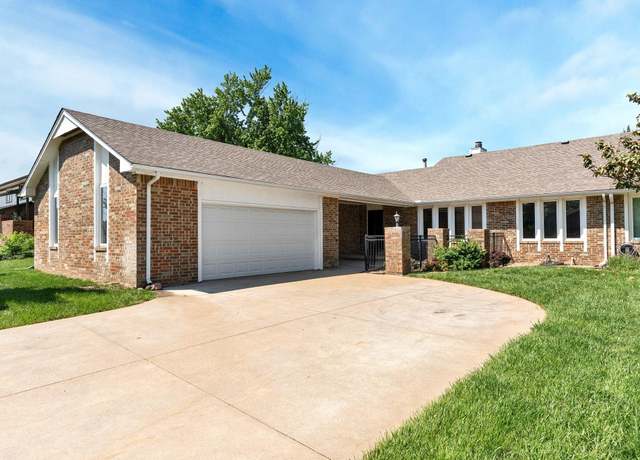 Property at 88 E Saint Cloud Pl, Wichita, KS 67230, 3 beds, 3 baths