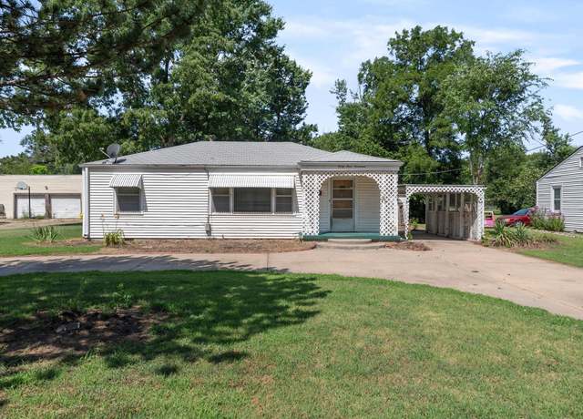 Property at 3317 S Silver St, Wichita, KS 67217, 3 beds, 2 baths