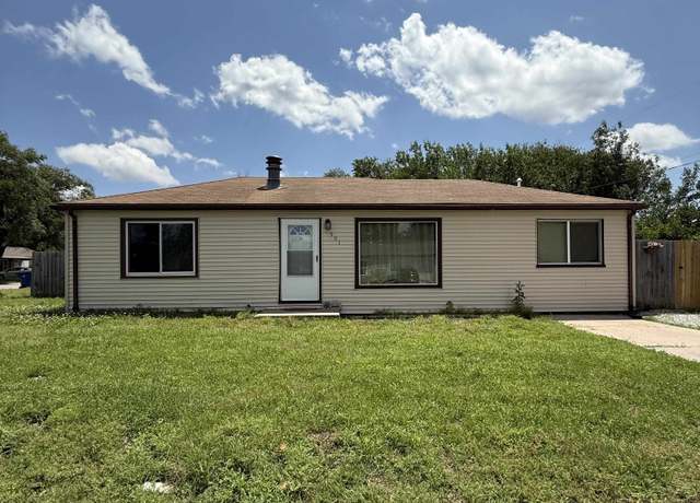 Property at 901 W 44th St S, Wichita, KS 67217, 3 beds, 1 bath