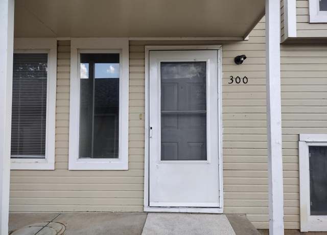 Property at 5544 S Gold Unit#300, Wichita, KS 67217, 2 beds, 1.5 baths