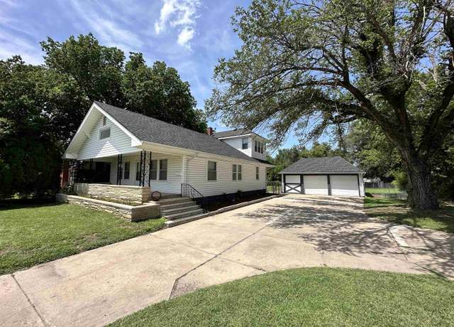 Property at 2404 W 13th st North, Wichita, KS 67203, 4 beds, 2 baths