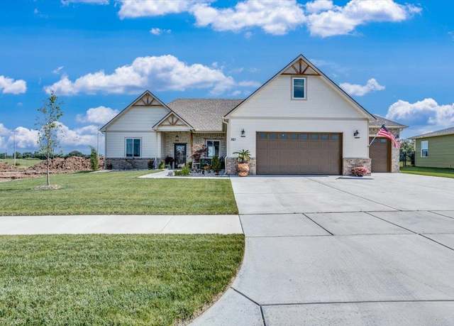 Property at 921 E Sapphire Ln, Mulvane, KS 67110, 3 beds, 3 baths