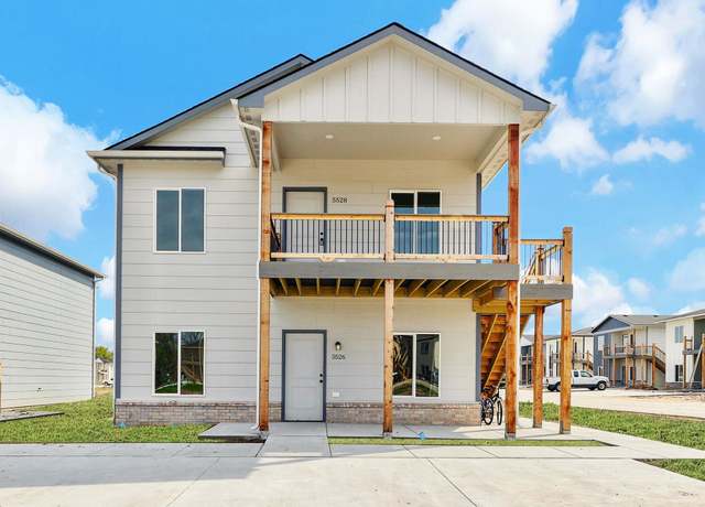 Property at 5526-5528 N Bressler Dr, Park City, KS 67219, 2 beds