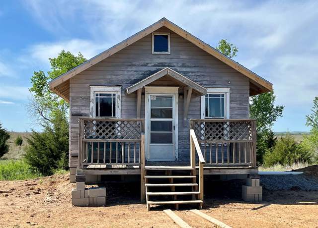 Property at 300 Rodney Rd, Ellsworth, KS 67425, 1 bed, 1 bath