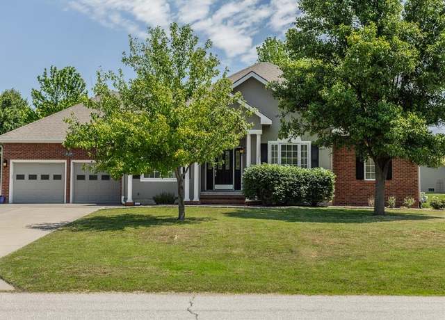Property at 2539 Aberdeen Ln, Salina, KS 67401, 4 beds, 3.5 baths