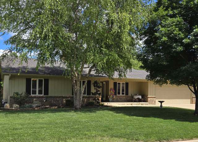 Property at 2108 Mound, Winfield, KS 67156, 4 beds, 3 baths
