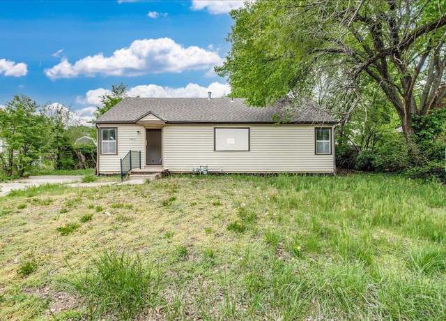 Property at 2611 N Shadybrook Ln, Wichita, KS 67214, 4 beds, 2 baths