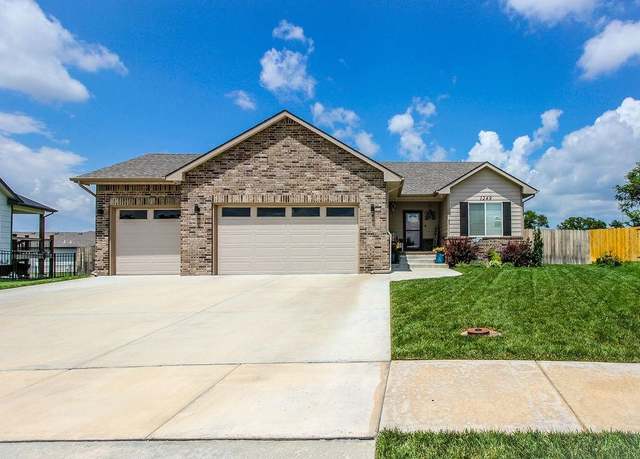 Property at 1249 S Sontag Cir, Derby, KS 67037, 5 beds, 3 baths