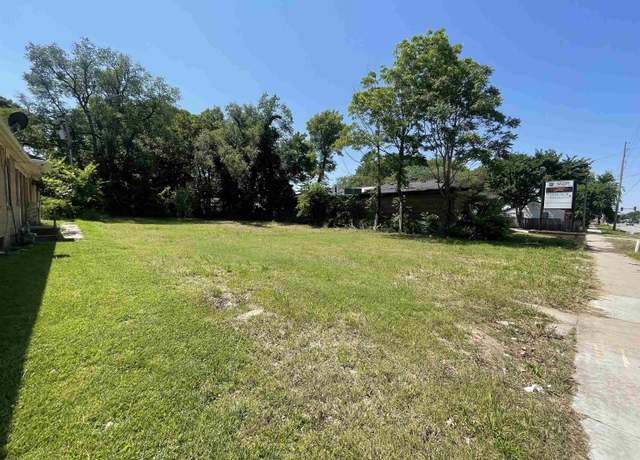 Property at 651 S Oliver Ave, Wichita, KS 67218