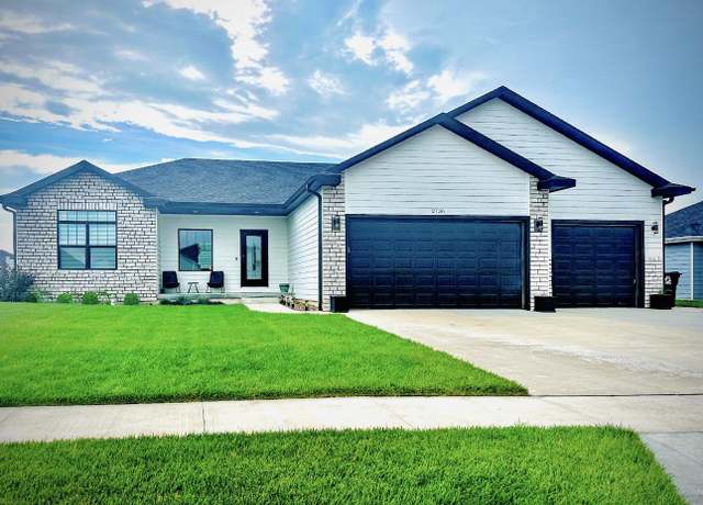 Property at 2736 Wet Stone Dr, Salina, KS 67401, 4 beds, 3 baths