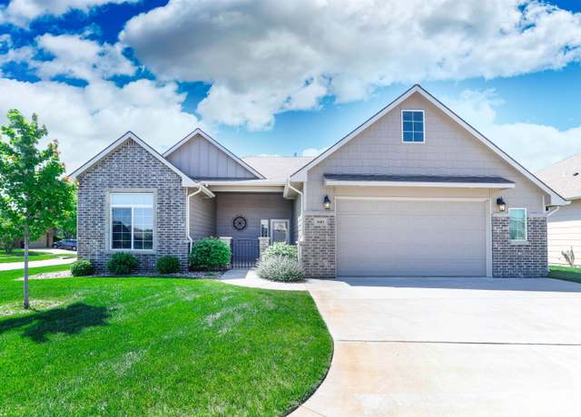 Property at 3601 N Lakeway Ct, Wichita, KS 67205, 3 beds, 2 baths