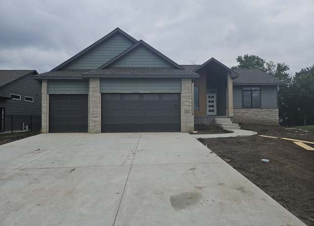 Property at 2512 N Emerald Ct, Andover, KS 67002, 5 beds, 3 baths
