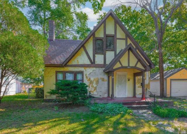 Property at 1912 N Park Pl, Wichita, KS 67203-2544, 2 beds, 1 bath