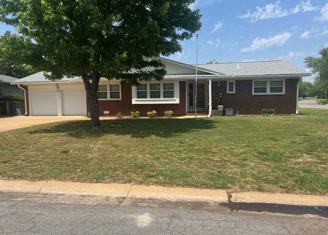 Property at 3891 N Friar Ln, Wichita, KS 67204, 3 beds, 3 baths
