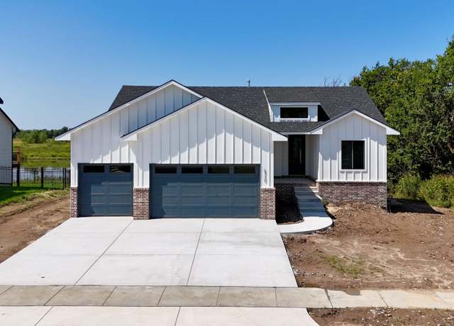 Property at 5739 N Edwards St, Wichita, KS 67204, 3 beds, 2 baths