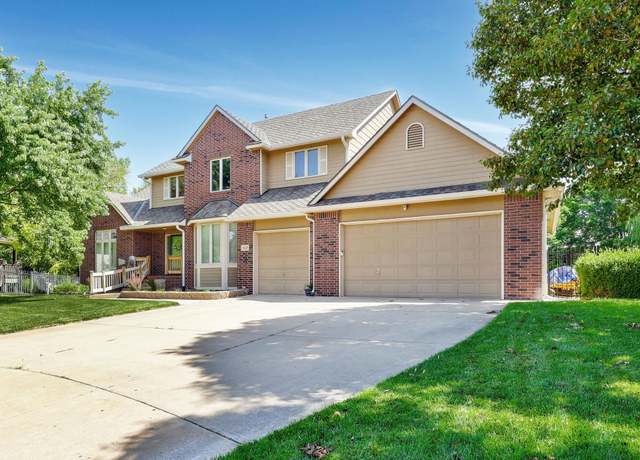 Property at 1625 E Tiara Pines Ct, Derby, KS 67037, 6 beds, 3.5 baths