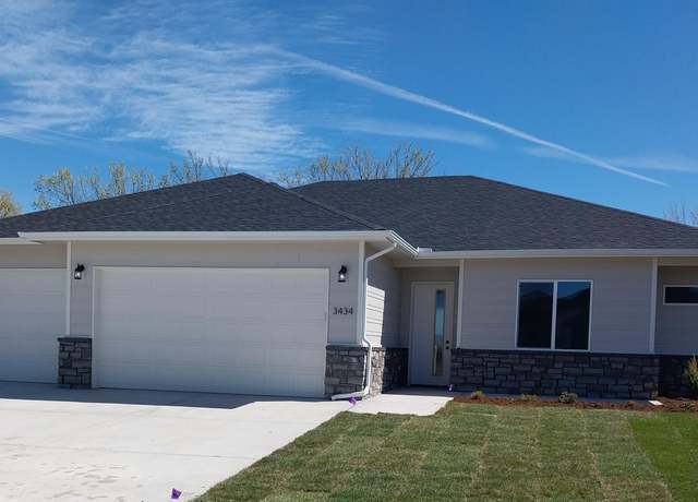Property at 3434 S Dalton St, Wichita, KS 67210, 4 beds, 3 baths