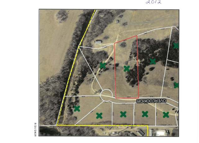 Property at 2012 Overlook Dr, Salina, KS 67401
