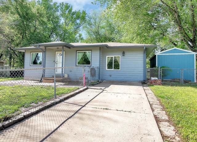 Property at 515 E Franklin, Mulvane, KS 67110, 3 beds, 2 baths
