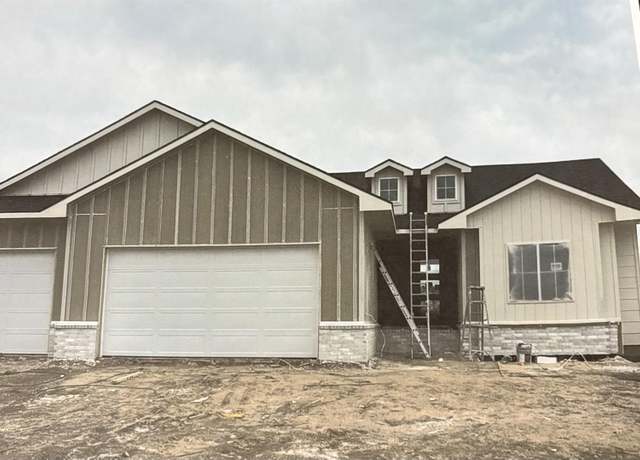 Property at 3433 S Linden Ct, Wichita, KS 67210, 5 beds, 3 baths