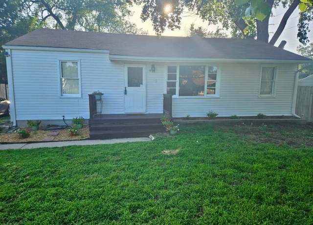 Property at 921 N Clara St, Wichita, KS 67212, 3 beds, 1 bath