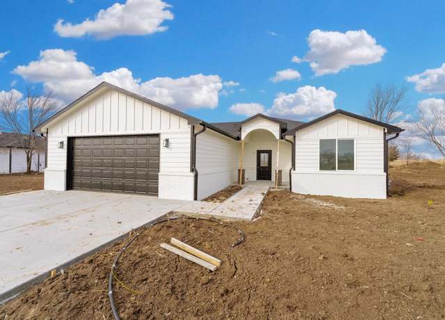 Property at 273 S Sycamore St, Valley Center, KS 67147, 3 beds, 2 baths