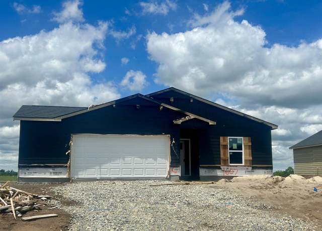 Property at 1607 N Emerald Valley Dr, Mulvane, KS 67110, 4 beds, 2 baths