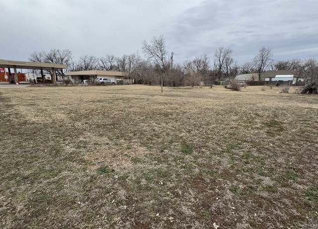 Property at 3636 W Douglas Ave, Wichita, KS 67203