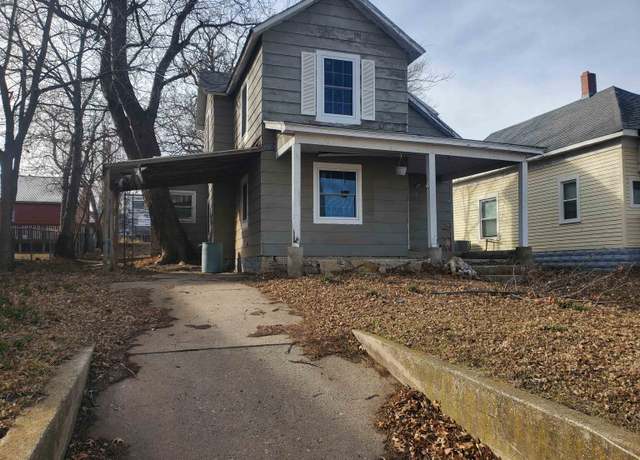 Property at 311 S D St, Arkansas City, KS 67005, 3 beds, 1 bath