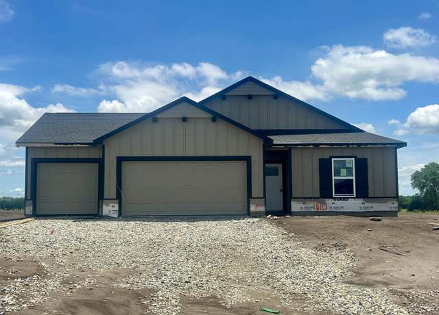 Property at 1610 N Emerald Valley Dr, Mulvane, KS 67110, 4 beds, 2 baths