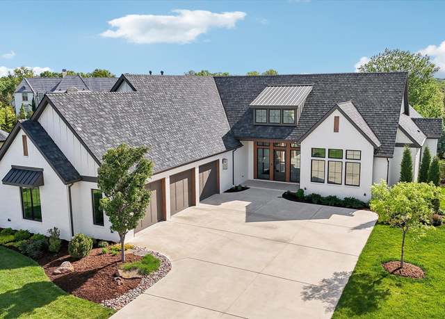 Property at 10924 E Steeplechase Ct, Wichita, KS 67206, 2 beds, 2.5 baths