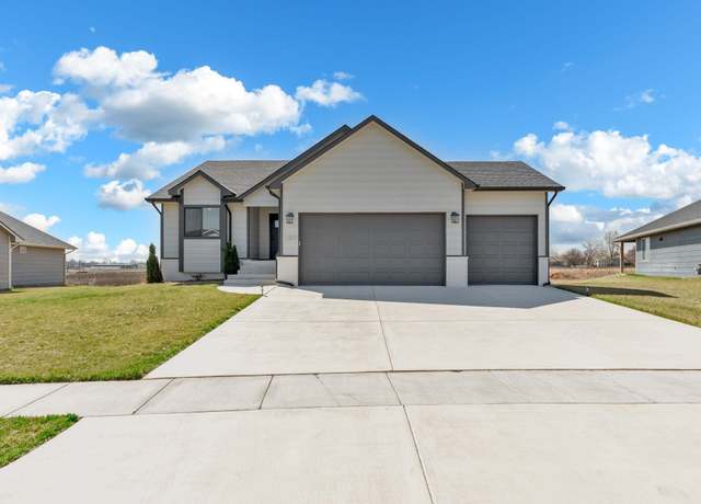 Property at 1223 N Main St, Goddard, KS 67052, 4 beds, 3 baths