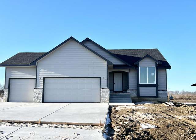 Property at 10612 E Bonita St, Wichita, KS 67207, 4 beds, 3 baths