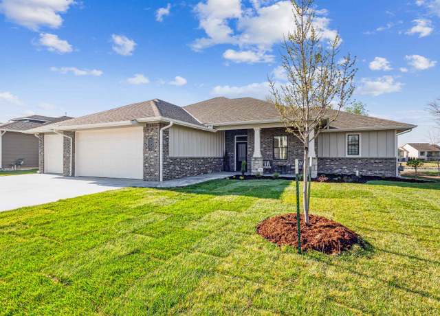 Property at 5993 Forbes Ct, Bel Aire, KS 67220, 3 beds, 2.5 baths