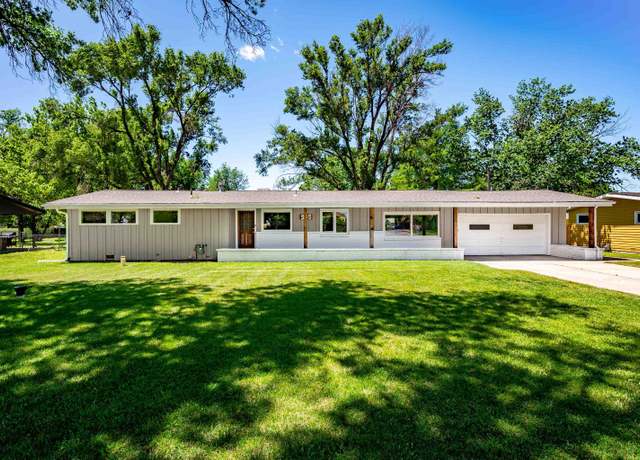 Property at 555 S Woodchuck Ln, Wichita, KS 67209, 3 beds, 2 baths