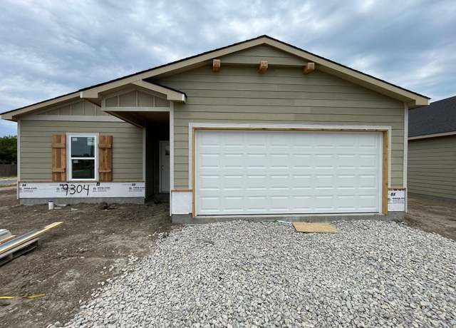 Property at 9304 E Creed St, Wichita, KS 67210, 4 beds, 2 baths