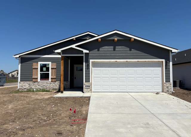 Property at 9304 E Creed St, Wichita, KS 67210, 4 beds, 2 baths