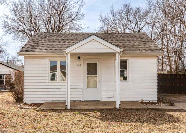 Property at 719 Maple Ave, Salina, KS 67401, 2 beds, 2 baths