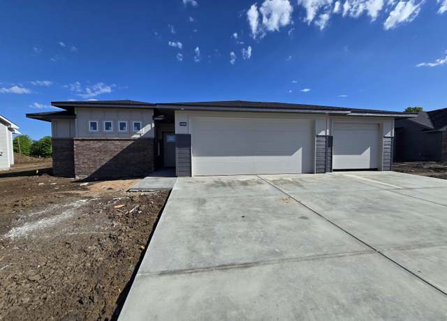 Property at 1008 SE 8th, Newton, KS 67114, 3 beds, 2 baths