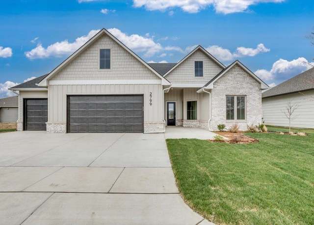 Property at 2799 N Curtis Ct, Wichita, KS 67205, 3 beds, 2.5 baths