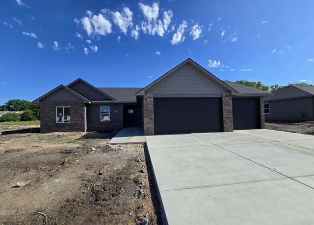 Property at 1102 SE 8th, Newton, KS 67114, 4 beds, 2 baths