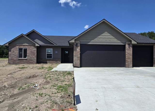 Property at 1102 SE 8th, Newton, KS 67114, 4 beds, 2 baths