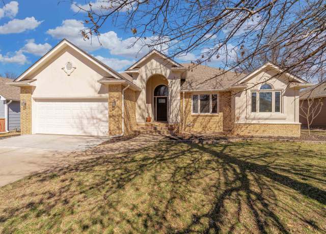 Property at 1406 E Meadow Ridge Ct, Derby, KS 67037, 4 beds, 3 baths