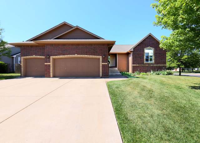 Property at 809 W Putter Ct, Andover, KS 67002, 5 beds, 3 baths