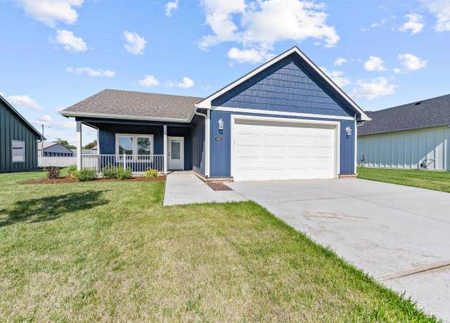 Property at 419 Dala Dr, Lindsborg, KS 67456, 2 beds, 2 baths