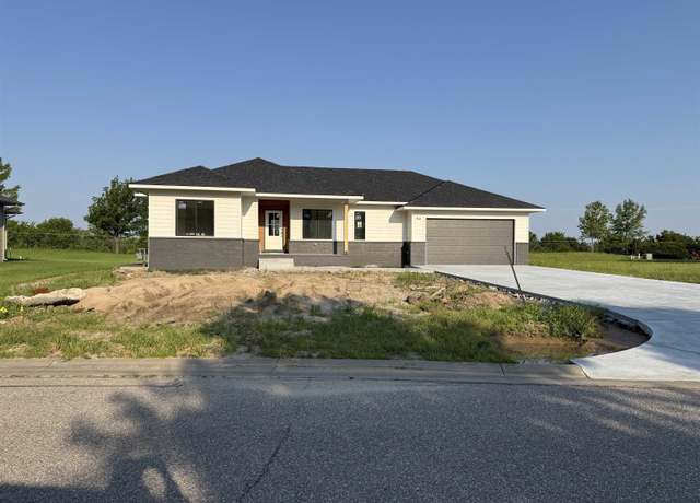 Property at 5161 N Colonial Ave, Bel Aire, KS 67226, 2 beds, 2 baths
