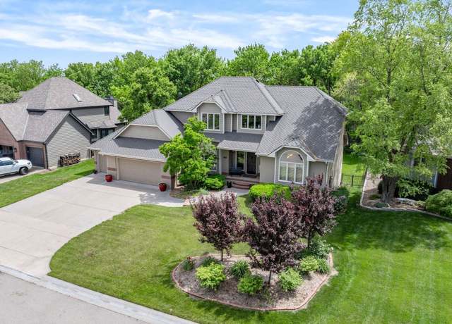 Property at 220 N Montbella Cir, Wichita, KS 67230, 4 beds, 3.5 baths
